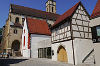 Pfarrgasse mit St. Veit und Michaelskapelle