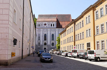 Neustadt Landshut mit Jesuitenkirche St. Ignatius