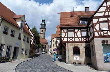 Johannisstraße und Johanniskirche in Lauf an der Pegnitz