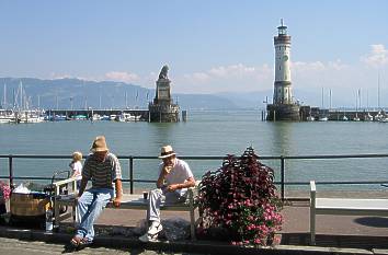 Lindauer Hafen mit Bayerischem Löwen und Leuchtturm
