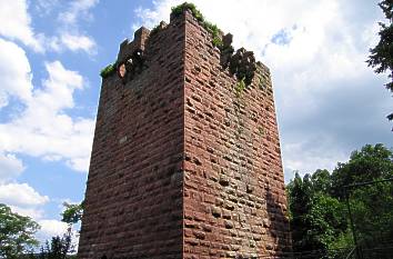 Um 1200 erbauter Bergfried der Mildenburg