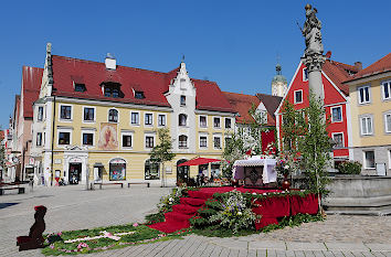 Marienplatz Mindelheim am Fronleichnam