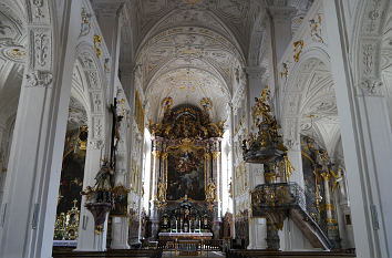 Innenansicht Hofkirche Neuburg