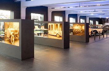 Museum historische Maybach-Fahrzeuge