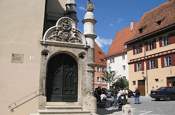 Rathausportal in Nördlingen