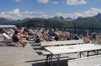 Sonnenanbeter Mittelstation Fellhorn