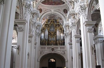 Orgel im Dom St. Stephan