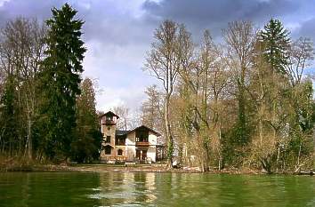 Casino vom Starnberger See aus gesehen