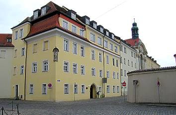 Karmelitenkloster mit Karmelitenkirche in Straubing