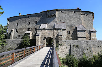 Eingang Burg Tittmoning