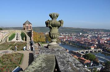 Fürstengarten mit Blick nach Würzburg