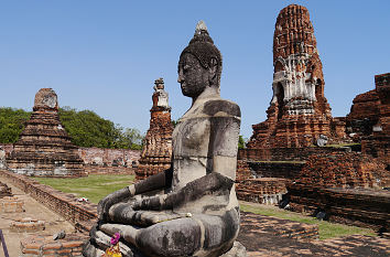 Buddhastatue in der Ruinenstadt Ayutthaya