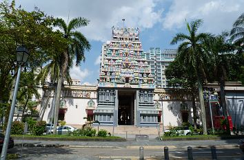 Typischer Hindutempel in Singapur