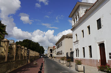 Calle Isabel la Catholica in Santo Domingo