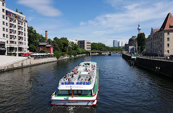 Spree am Weidendamm in Berlin