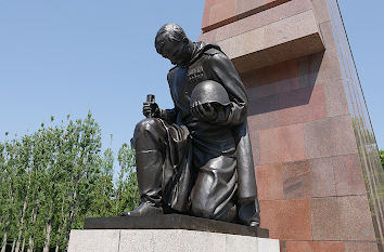 Denkmal Sowjetisches Ehrenmal Berlin-Treptow