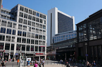 S-Bahnhof Friedrichstraße und Internationales Handelszentrum Berlin
