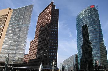 Potsdamer Platz mit debis-Haus, Kollhoff-Tower und BahnTower