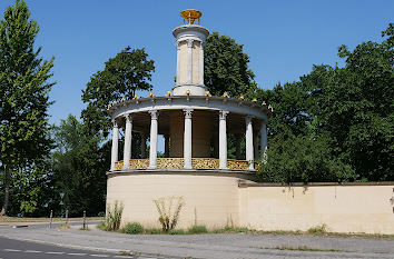 Große Neugierde Schloss Glienicke