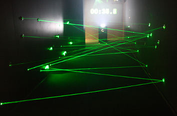 Laserlabyrinth im Deutschen Spionagemuseum