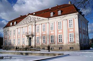 Schloss Friedrichsfelde im Tierpark Berlin-Friedrichsfelde