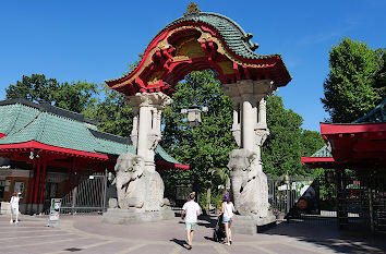 Elefantentor am Zoologischen Garten