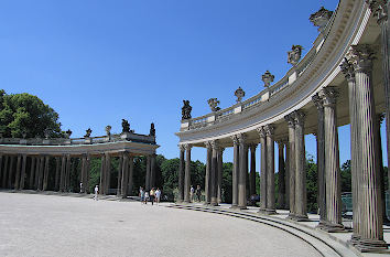 Ehrenhof Schloss Sanssouci