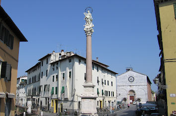 Marienstatue in Lucca