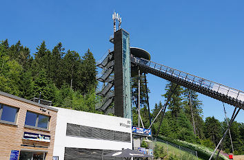 Turm der Mühlenkopfschanze am Skywalk in Willingen
