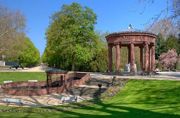 Elisabethenbrunnen im Kurpark Bad Homburg