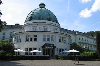 Badehotel im Kurpark in Bad Wildungen