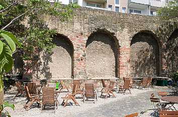 Staufenmauer in Frankfurt