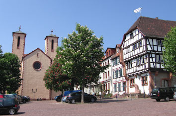 Obermarkt Gelnhausen mit St. Peter