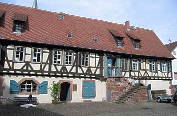 Kellereihof mit Stadtbücherei in Michelstadt