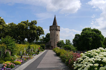 Bollwerkturm Klosterfriedhof Seligenstadt