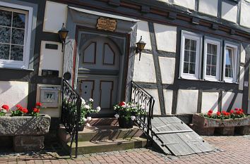 Fachwerkhaus mit Kellerklappe in Steinau an der Straße