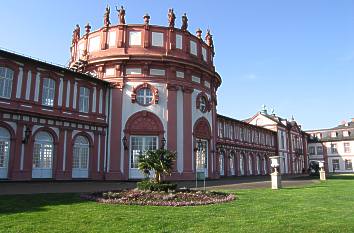 Schloss Biebrich Gartenseite