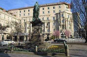 Kaiser Friedrich Platz in Wiesbaden