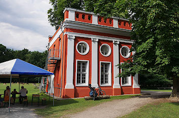 Barockpavillon bei den Ivenacker Eichen