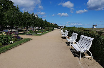 Promenade in Bansin