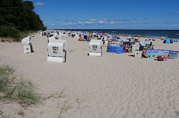 Sandstrand in Bansin und Strandkörbe