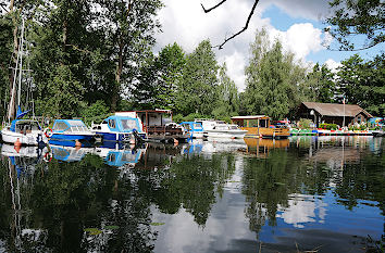 Liegeplatz Boote am Tollensesee in Neubrandenburg