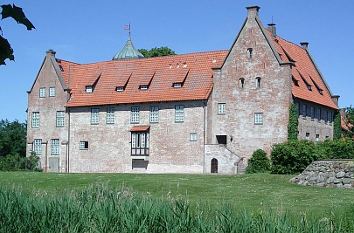 Außenansicht Burg Bederkesa