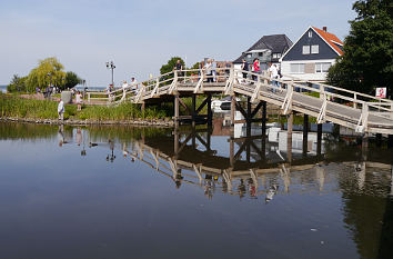 Holzbrücke Uferpromenade Steinhude