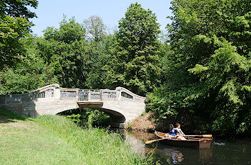 Brücke und Ruderboot Bürgerpark Bremen