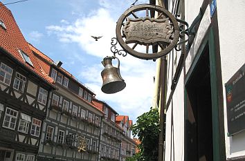 Zunftzeichen in der Kirchstraße in Northeim