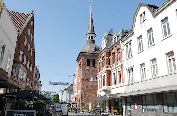 Lange Straße mit Lappan in Oldenburg