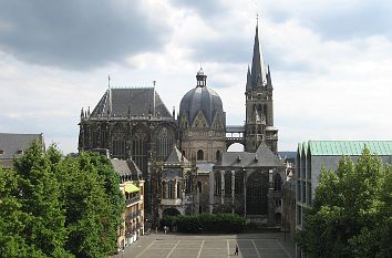 Aachener Dom und Katschhof