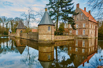 Gräfte und Burgmauer Haus Welbergen