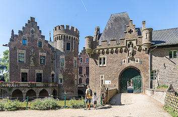 Schloss Pfaffendorf Bergheim